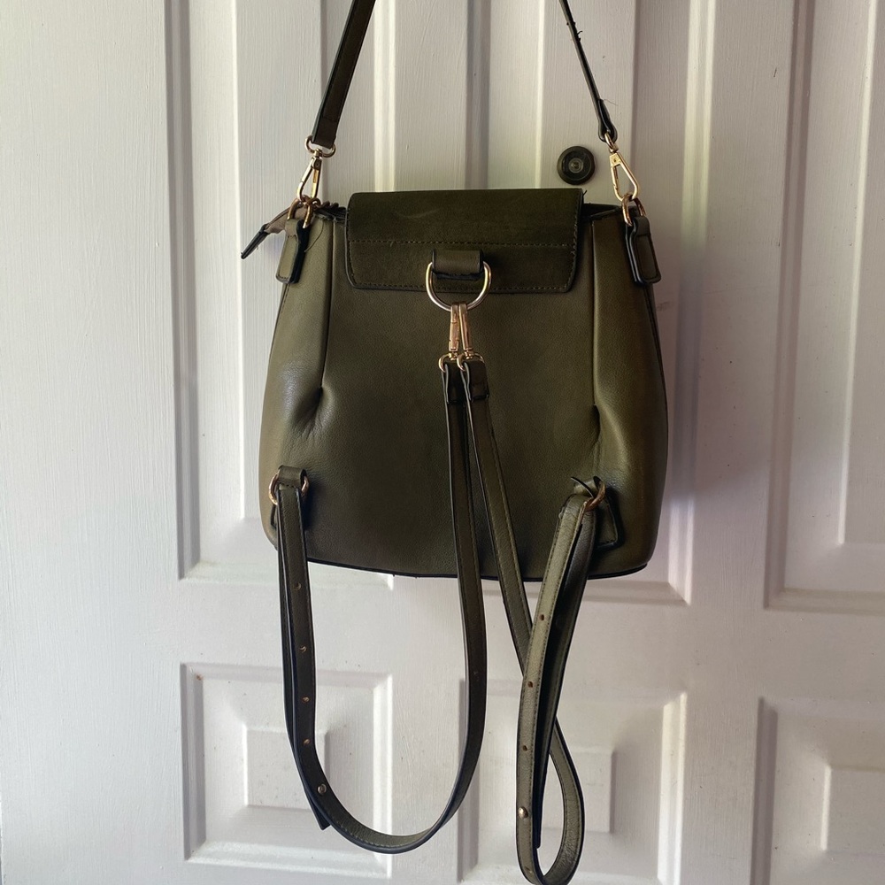 Backpack - Picture 2 of 2